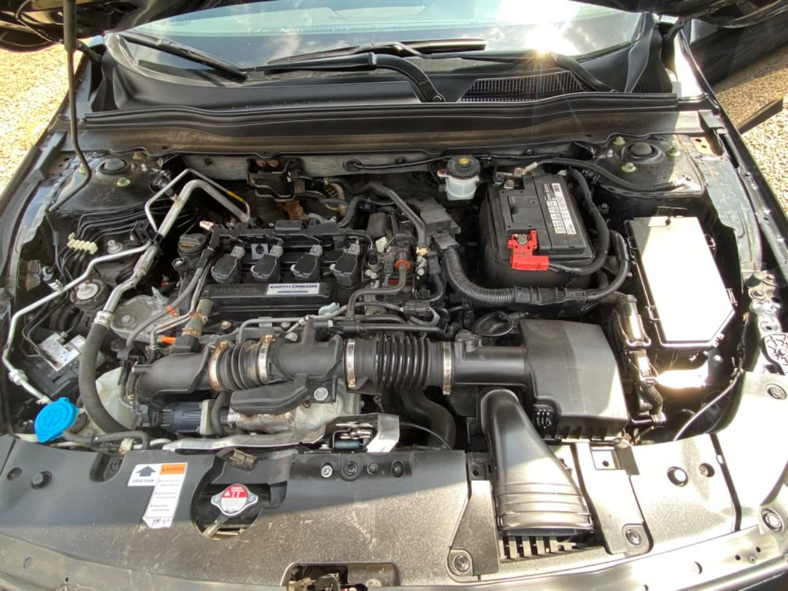2018 Honda Accord Sedan — photo 8 of 11
