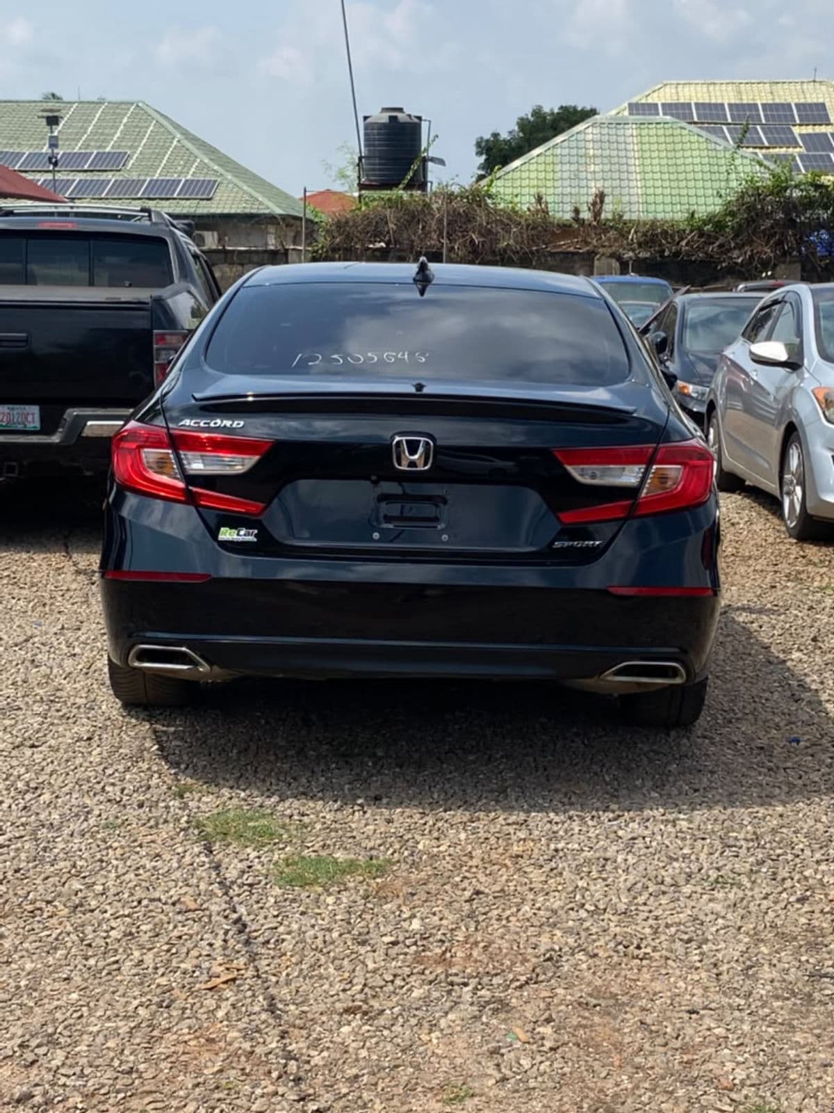 2018 Honda Accord Sedan — photo 11 of 11