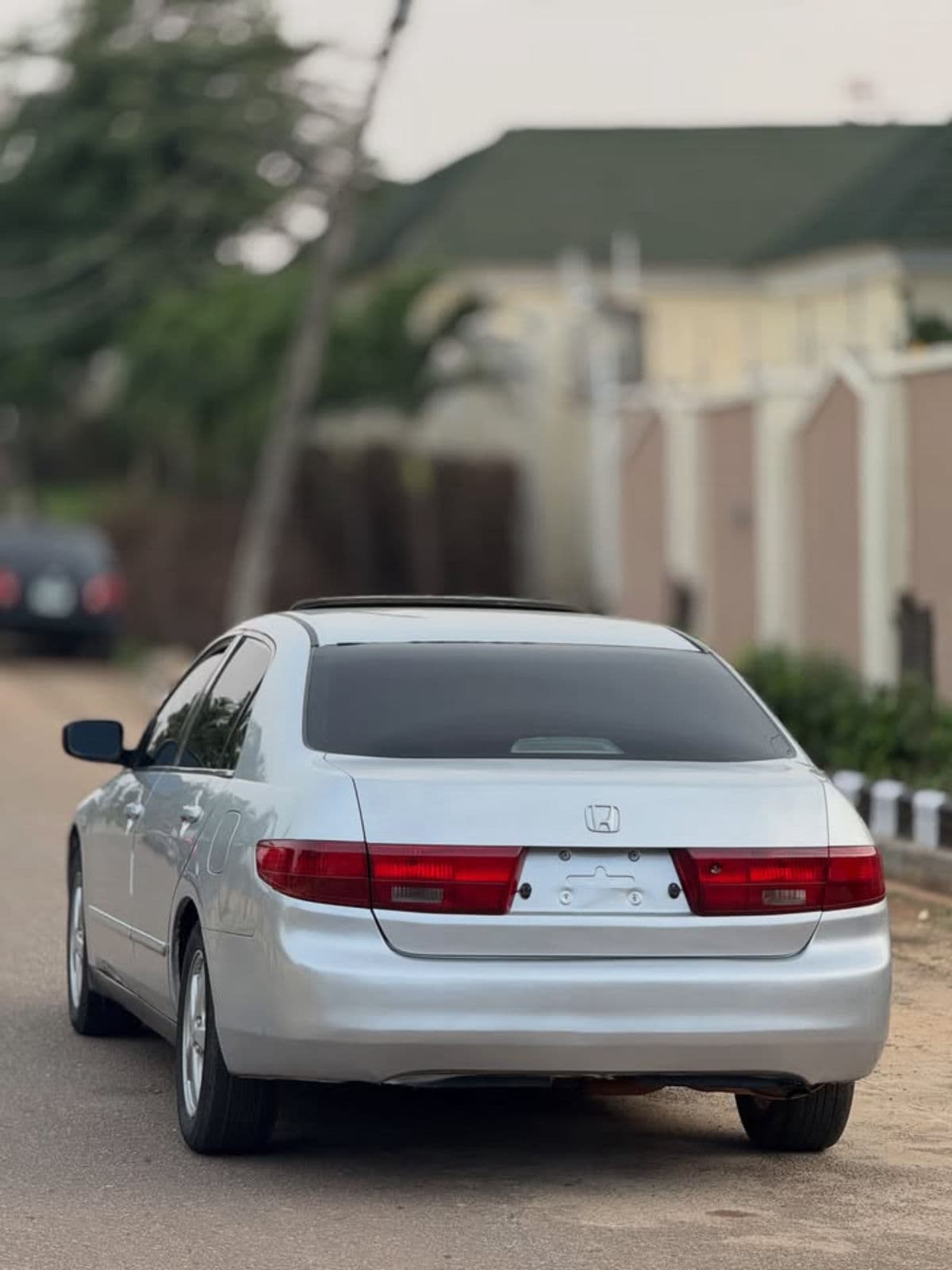 2004 Honda Accord Sedan — photo 3 of 5