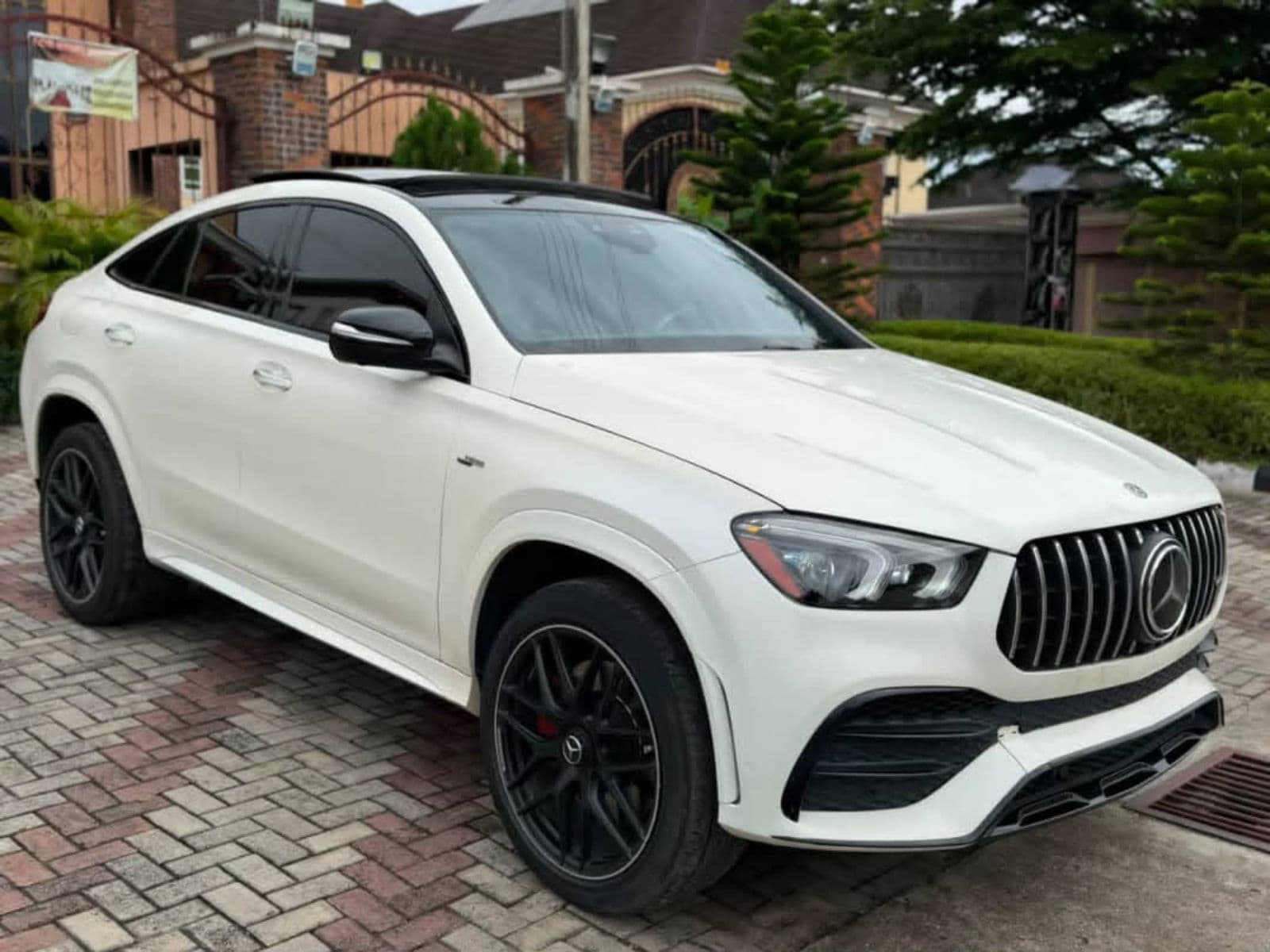 2021 Mercedes-Benz GLE Coupe — photo 6 of 8