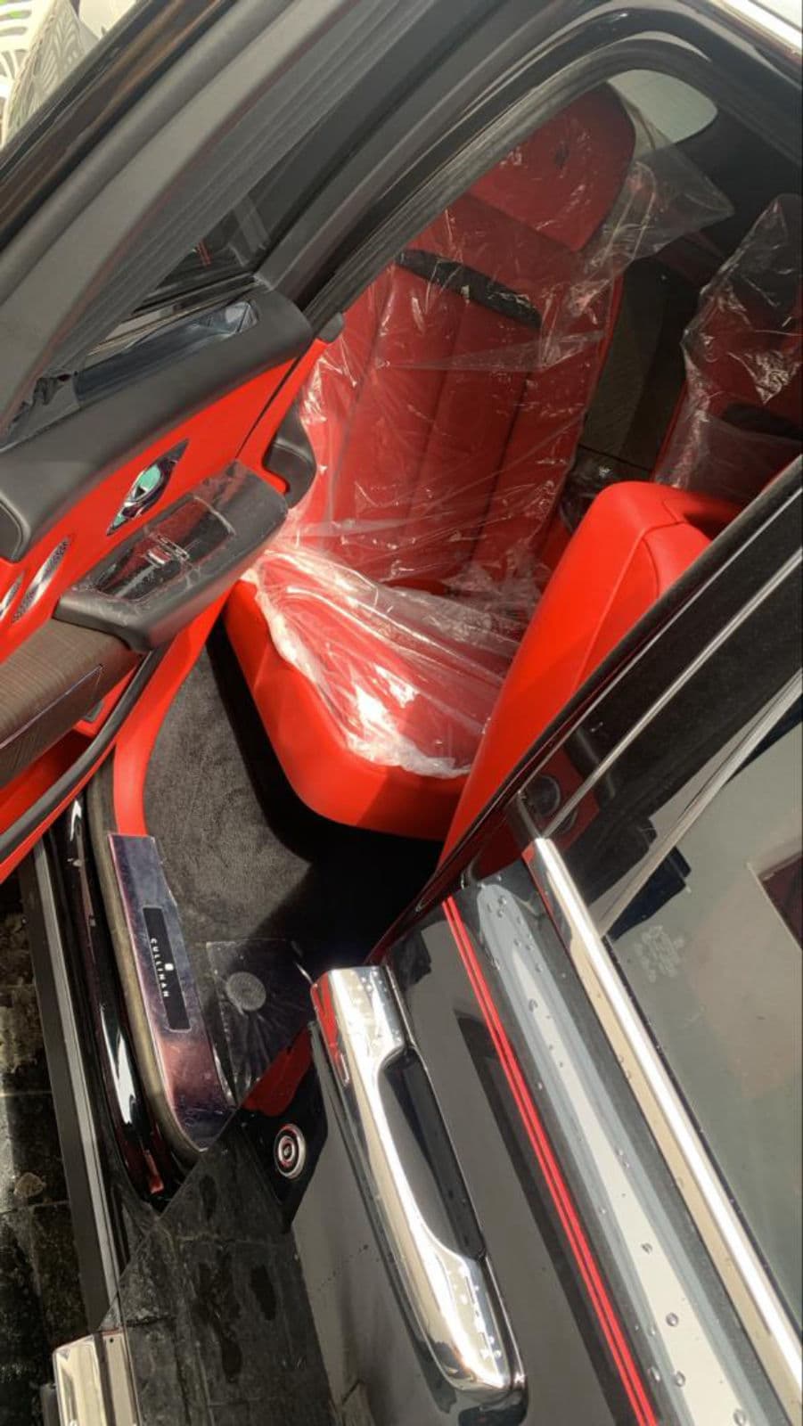 2024 Rolls-Royce Cullinan SUV — photo 3 of 6