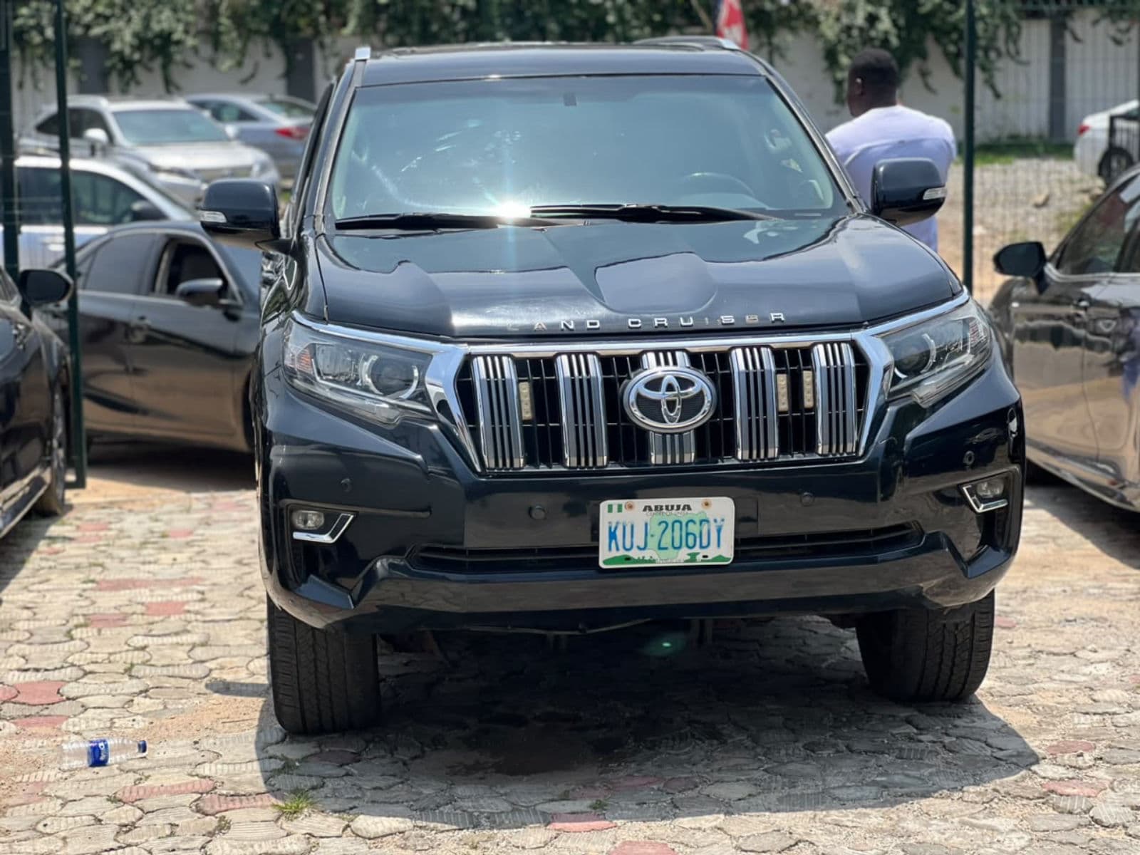 2016 Toyota Prado SUV — photo 4 of 7