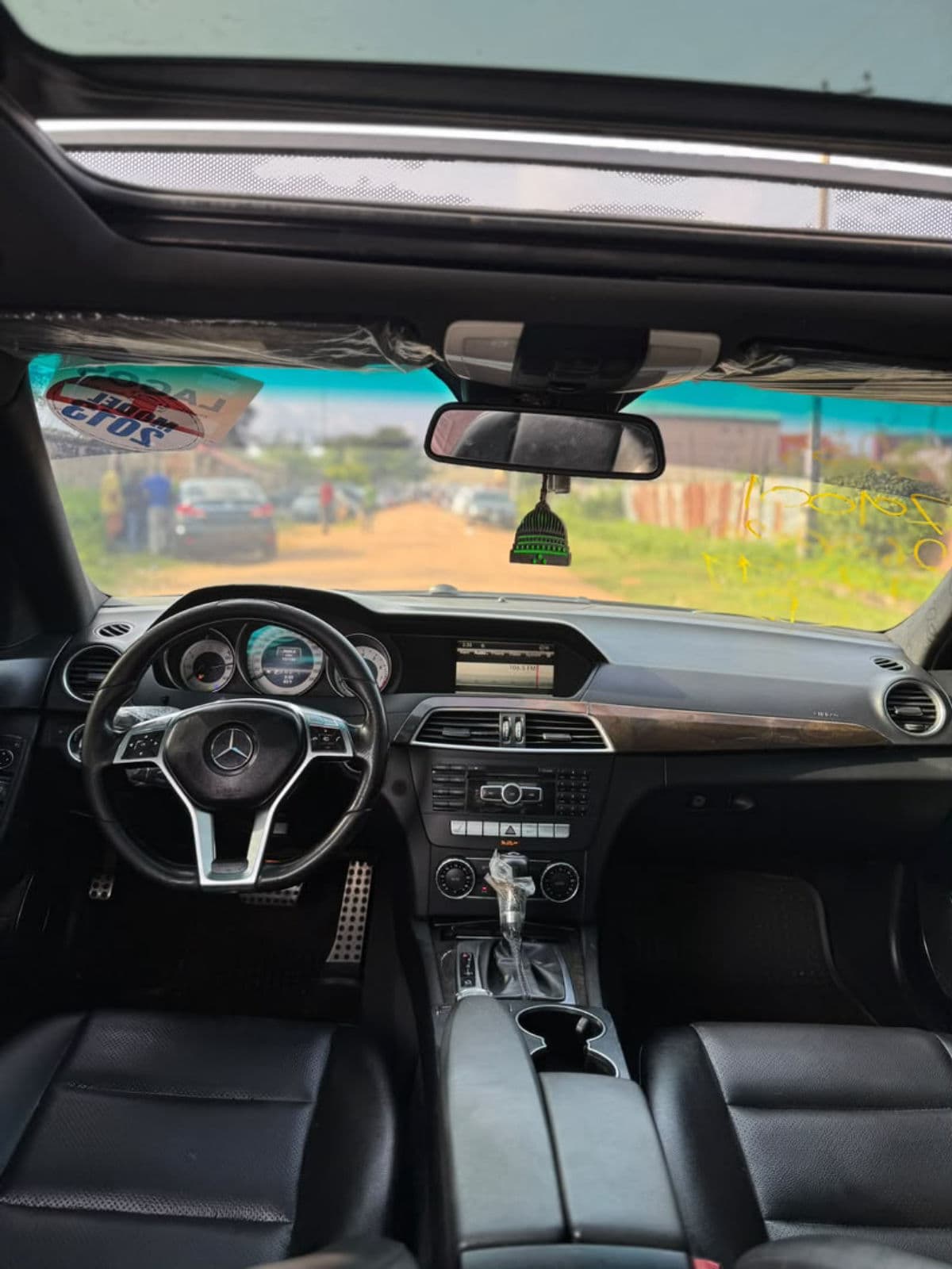 2014 Mercedes-Benz C Class Sedan — photo 4 of 7