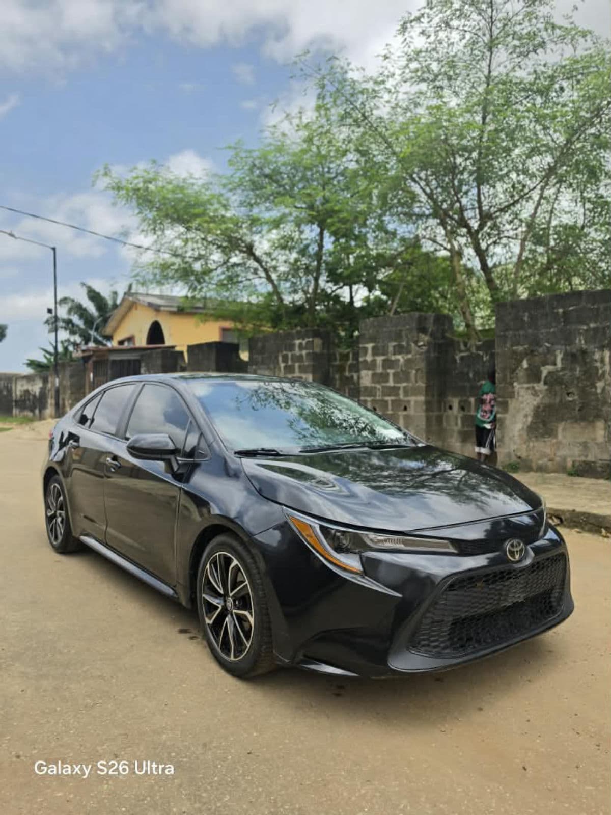 2020 Toyota Corolla Quest Sedan — photo 2 of 10