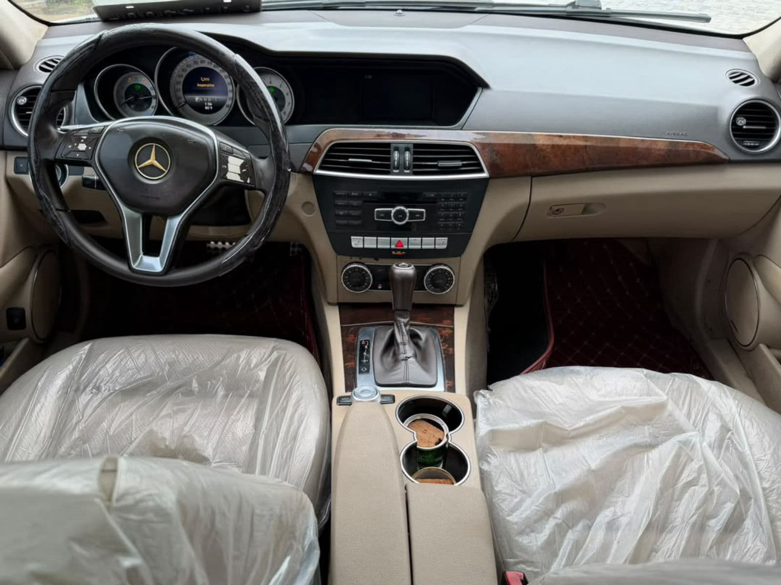 2014 Mercedes-Benz C Class Sedan — photo 3 of 5