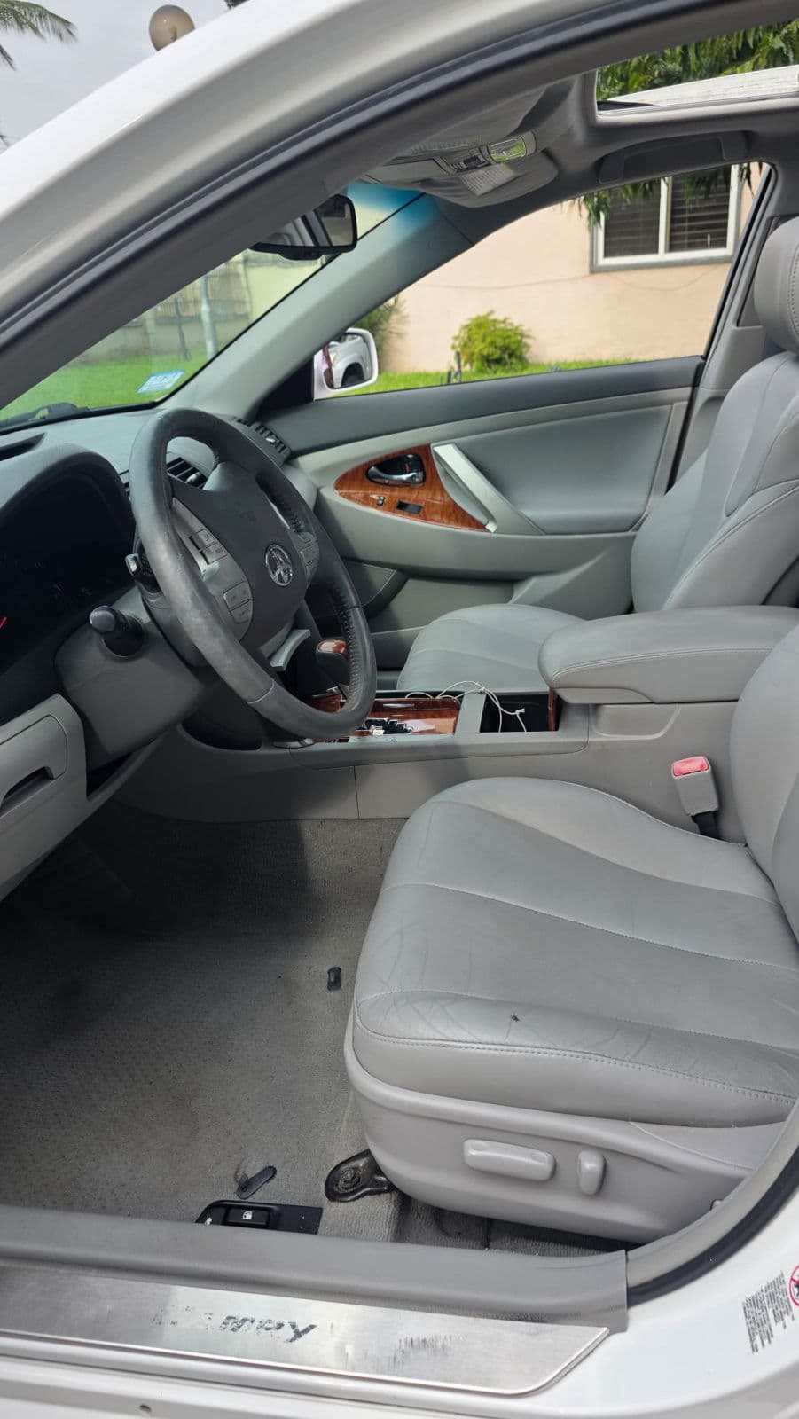 2008 Toyota Camry Sedan — photo 4 of 11