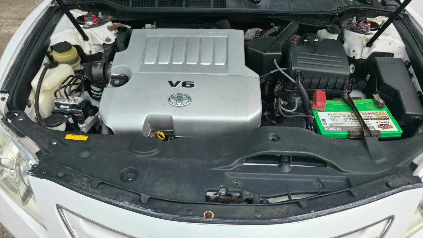 2008 Toyota Camry Sedan — photo 6 of 11