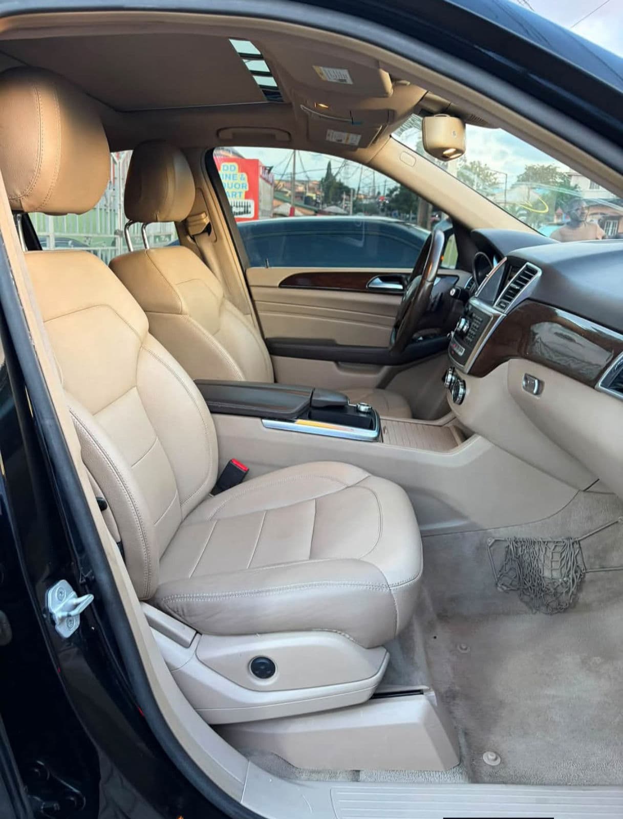 2014 Mercedes-Benz M Class SUV — photo 4 of 7