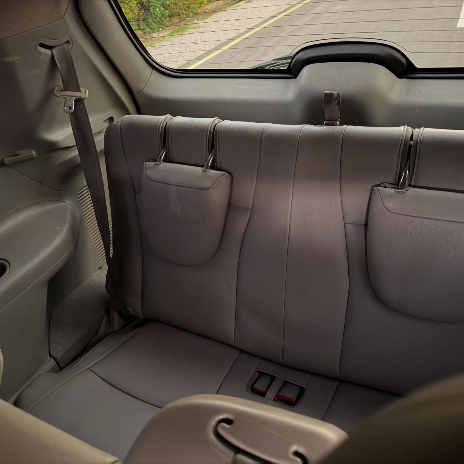 2010 Toyota Highlander SUV — photo 8 of 11