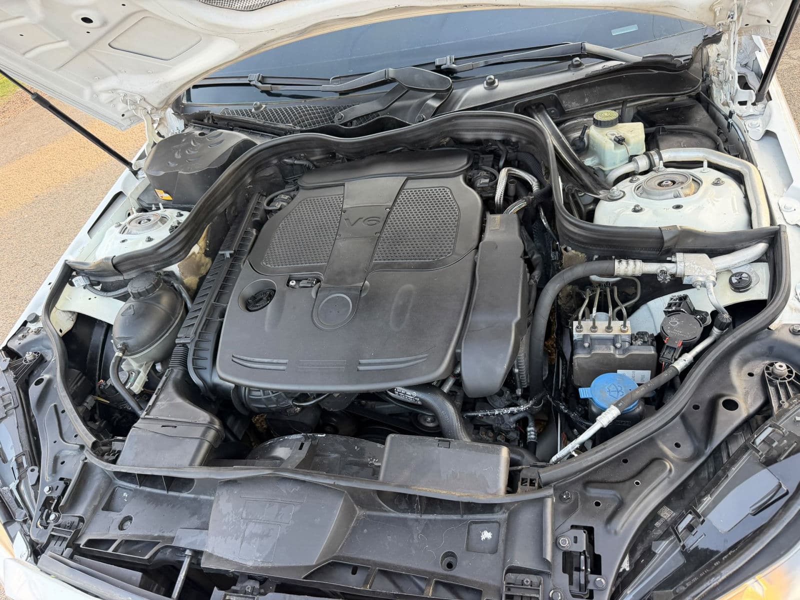 2014 Mercedes-Benz E350 Sedan — photo 9 of 10