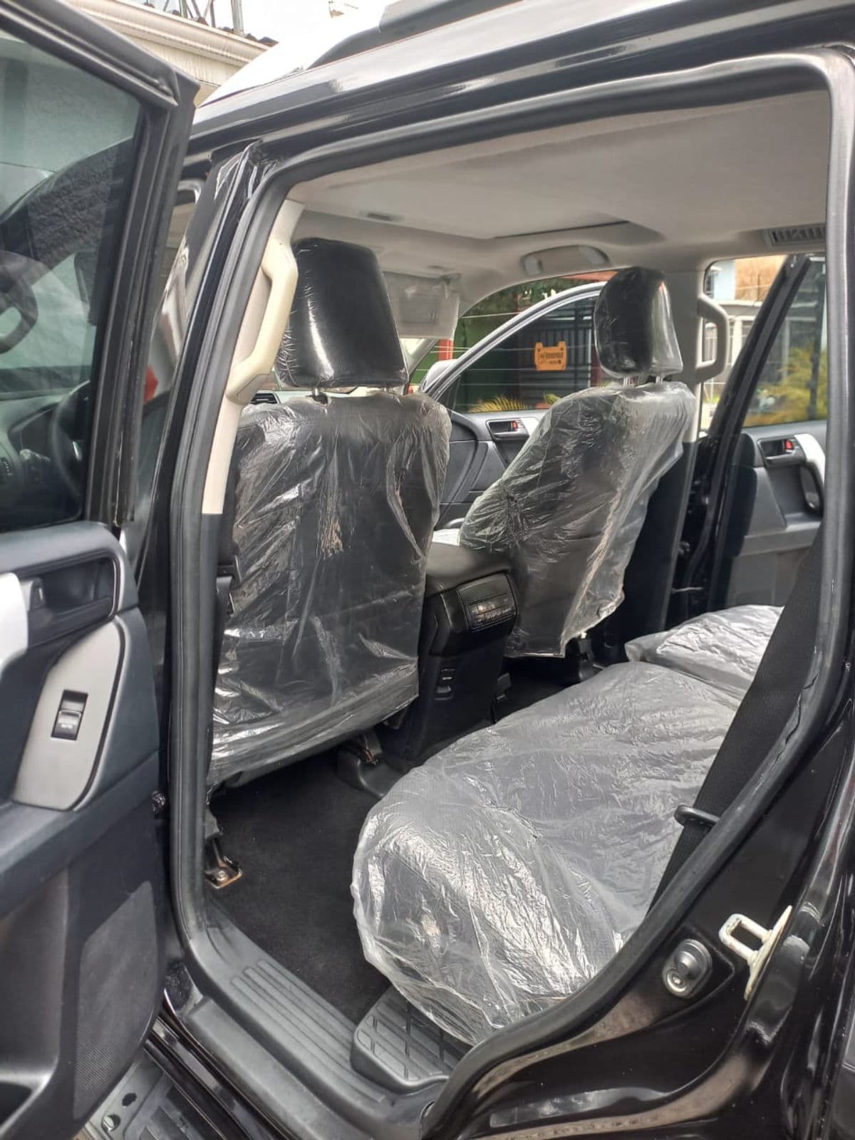 2020 Toyota Land Cruiser Prado SUV — photo 5 of 11