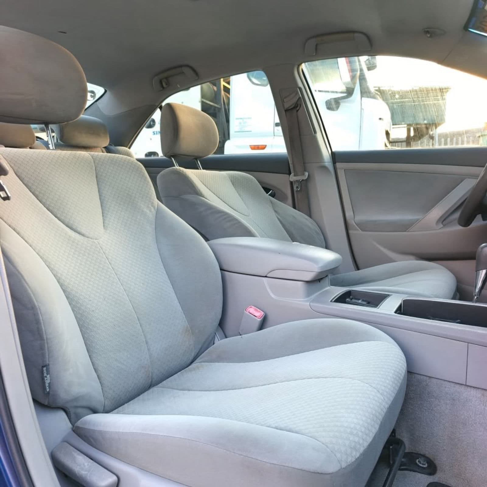 2008 Toyota Camry Sedan — photo 5 of 8