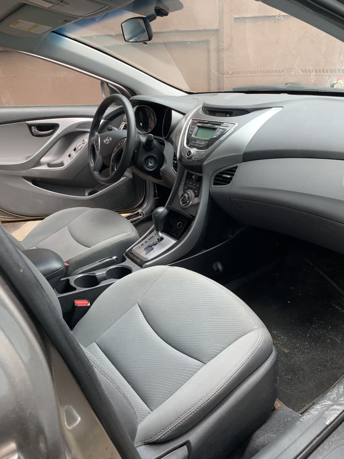 2013 Hyundai Elantra Sedan — photo 10 of 10