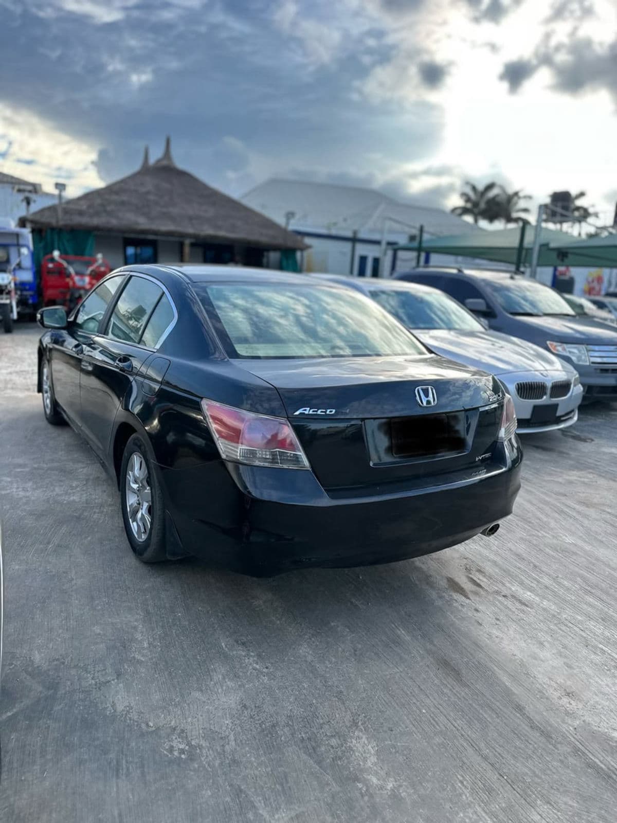 2009 Honda Accord Sedan — photo 4 of 8