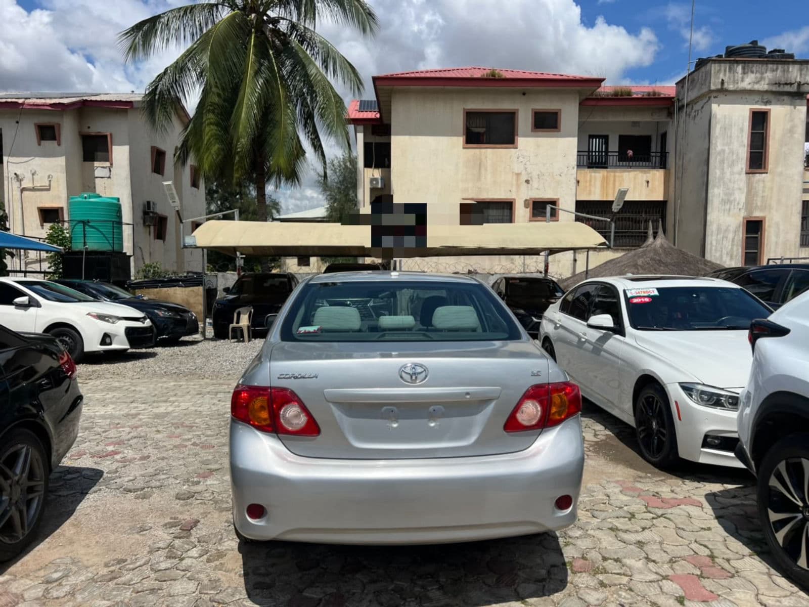 2010 Toyota Corolla Sedan — photo 3 of 7