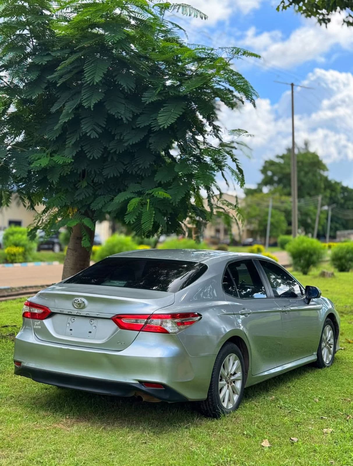 2018 Toyota Camry Sedan — photo 8 of 8