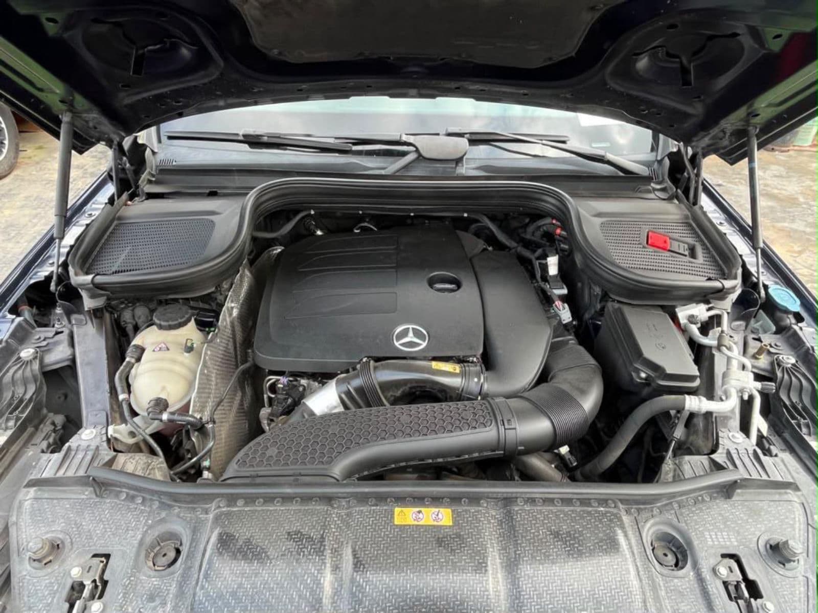 2020 Mercedes-Benz GLE SUV — photo 6 of 9