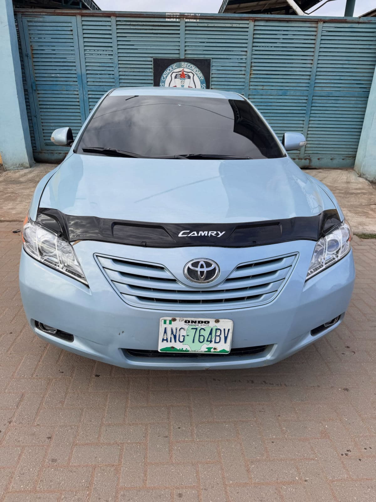 2008 Toyota Camry Sedan — photo 2 of 11