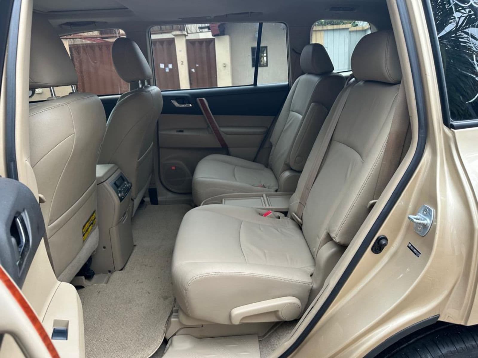 2008 Toyota Highlander SUV — photo 9 of 11