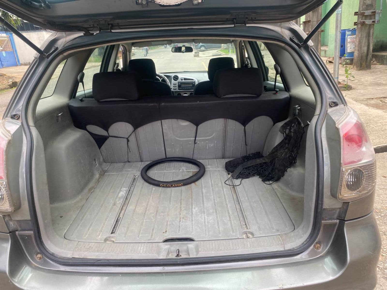 2006 Toyota Matrix Sedan — photo 7 of 10
