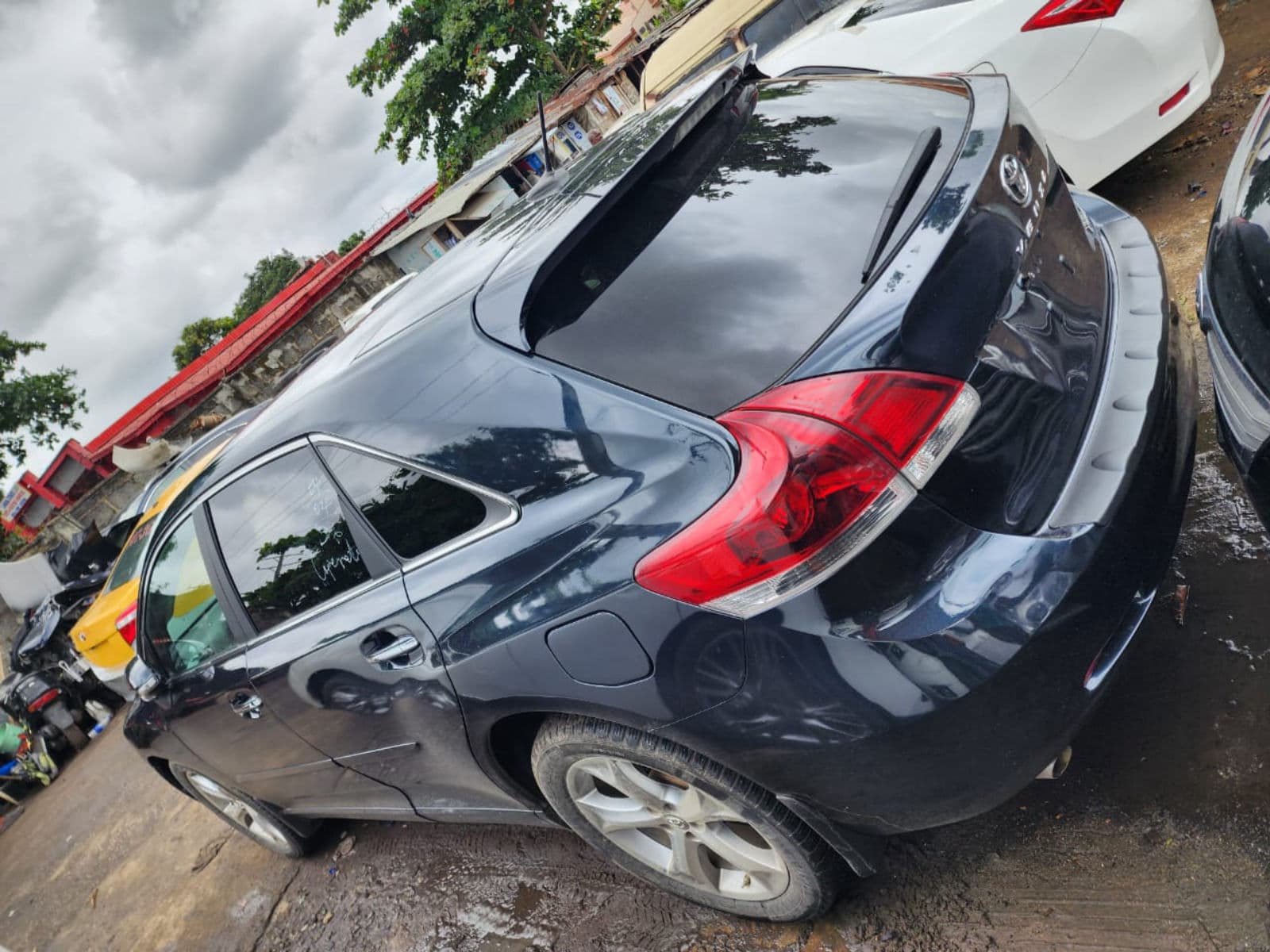 2015 Toyota Venza Coupe — photo 9 of 10