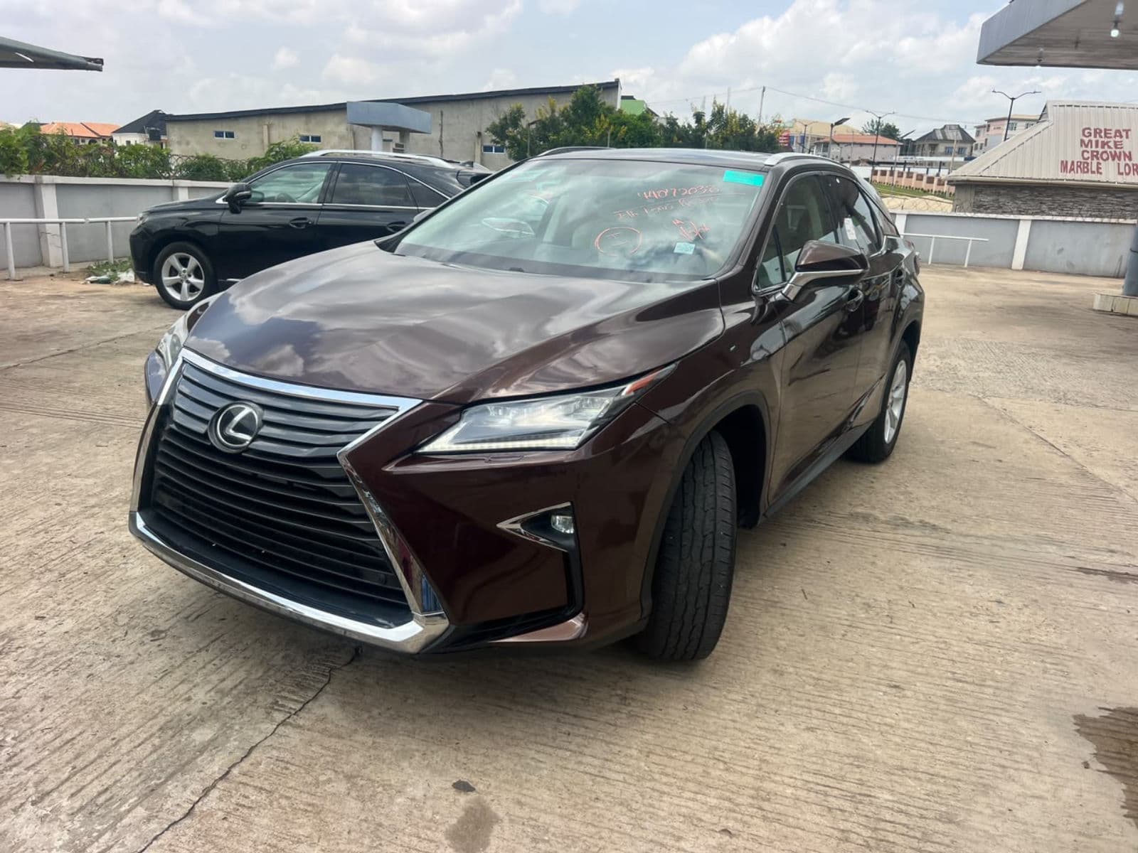 2016 Lexus RX SUV — photo 4 of 9