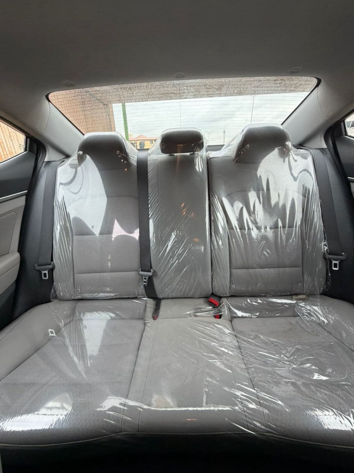2016 Hyundai Elantra Sedan — photo 5 of 6