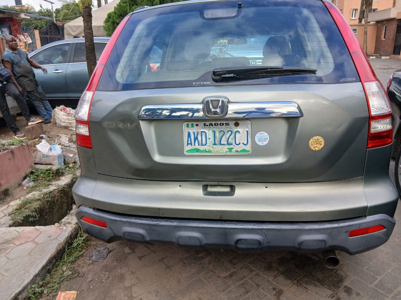 2010 Honda CRV SUV — photo 6 of 8