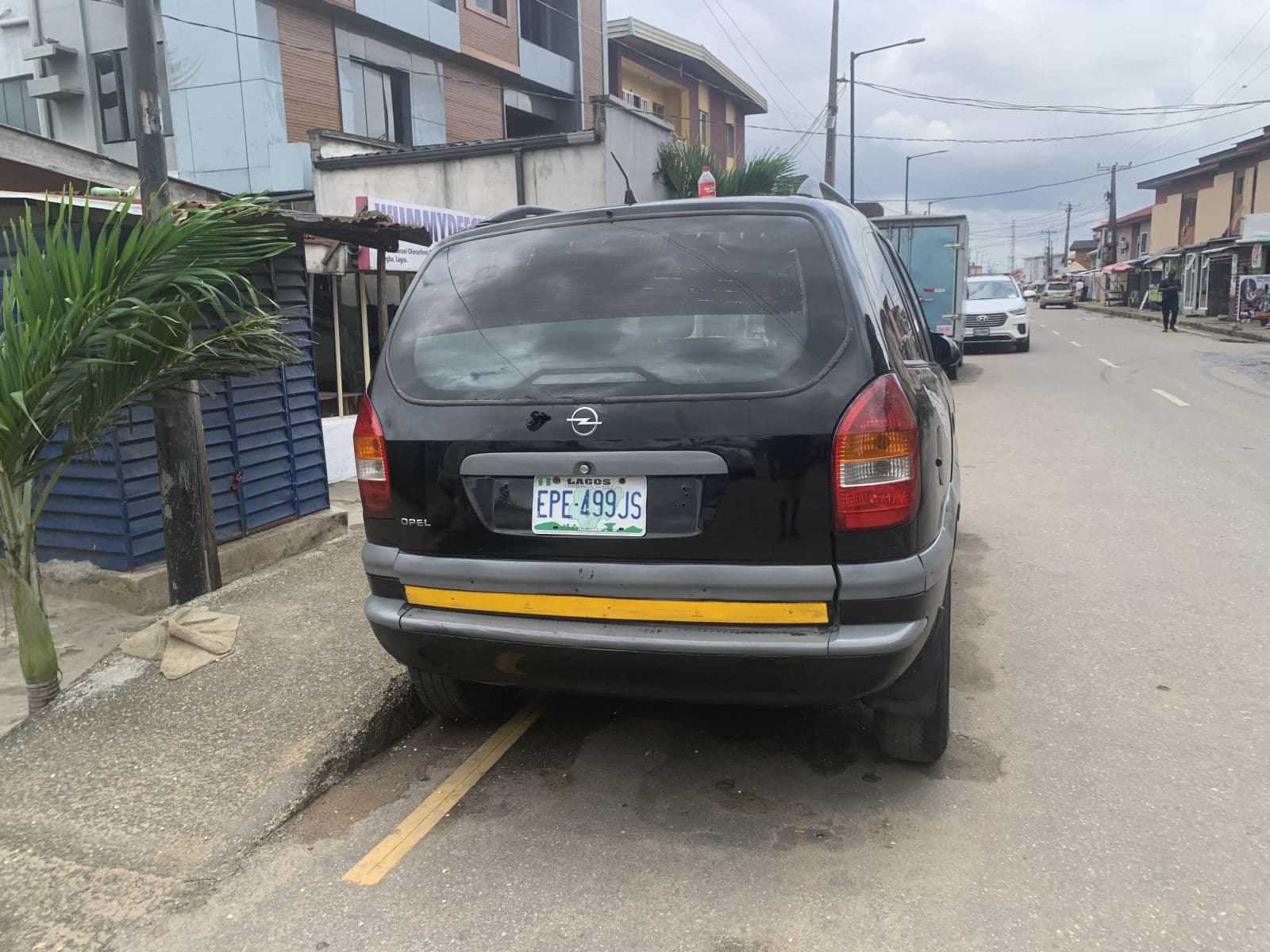 2005 Opel Zafira Sedan — photo 6 of 11