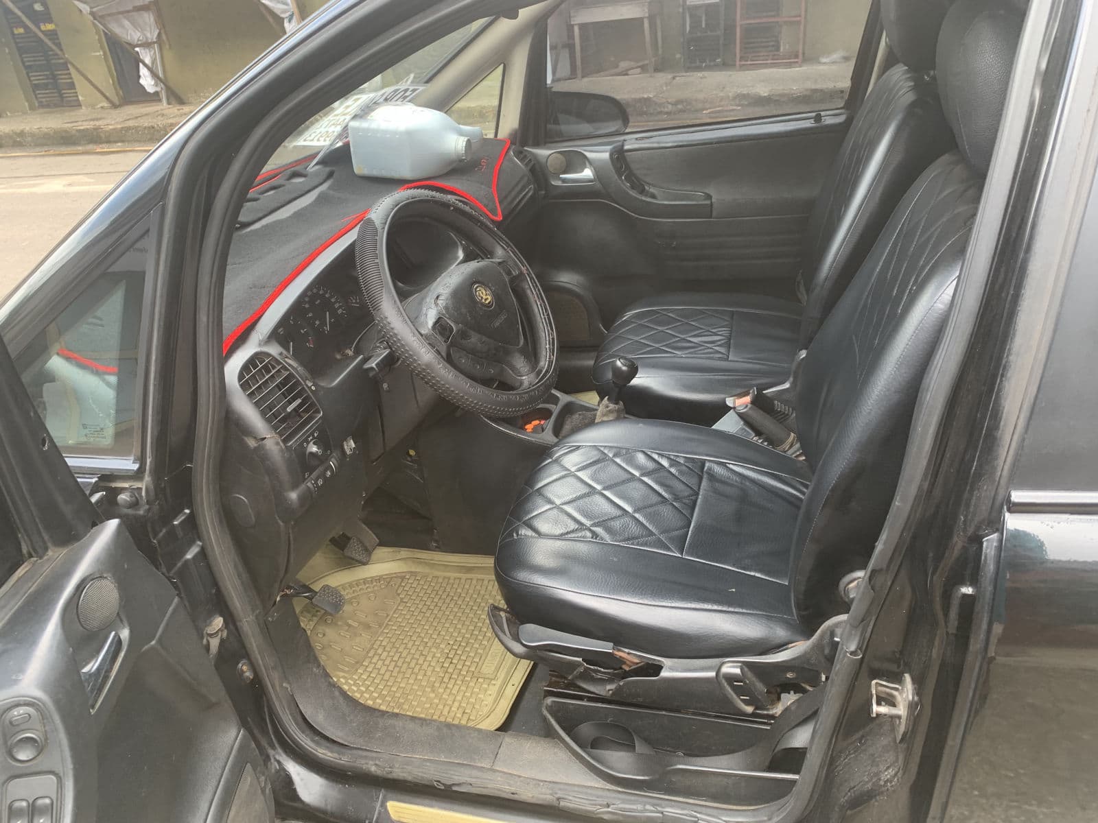 2005 Opel Zafira Sedan — photo 8 of 11