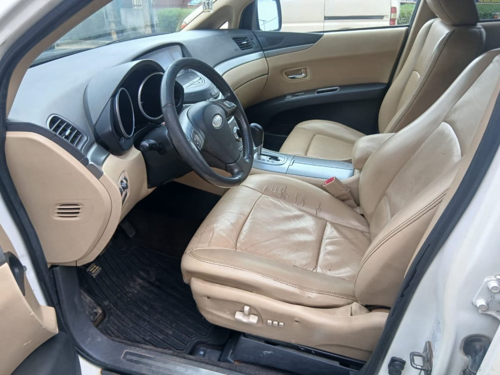 2009 Subaru Forester SUV — photo 3 of 10