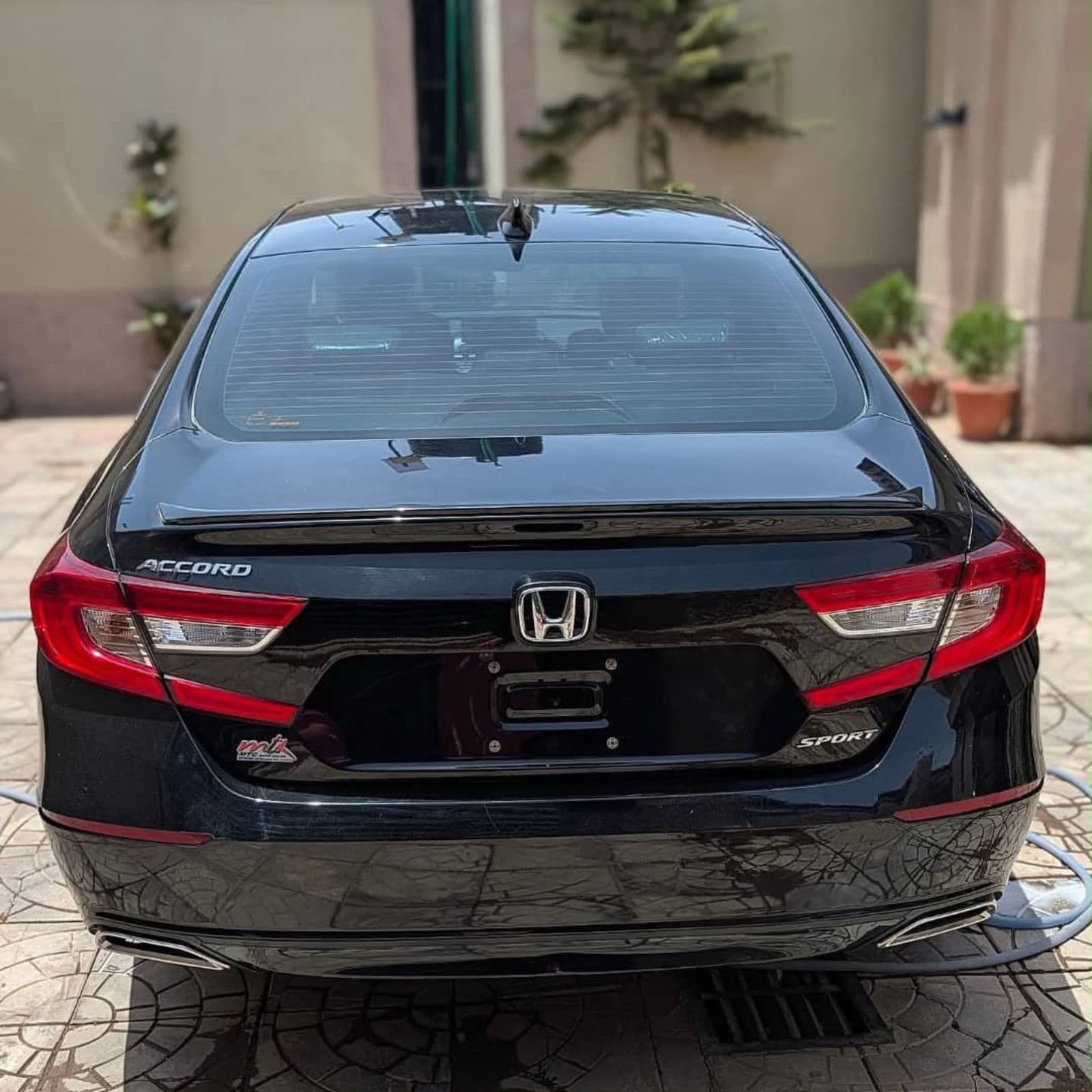 2019 Honda Accord Sedan — photo 9 of 9