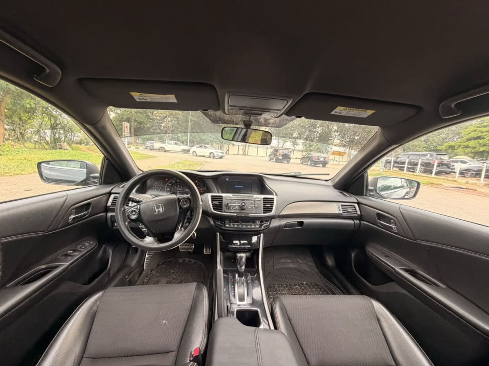 2016 Honda Accord Sedan — photo 3 of 8