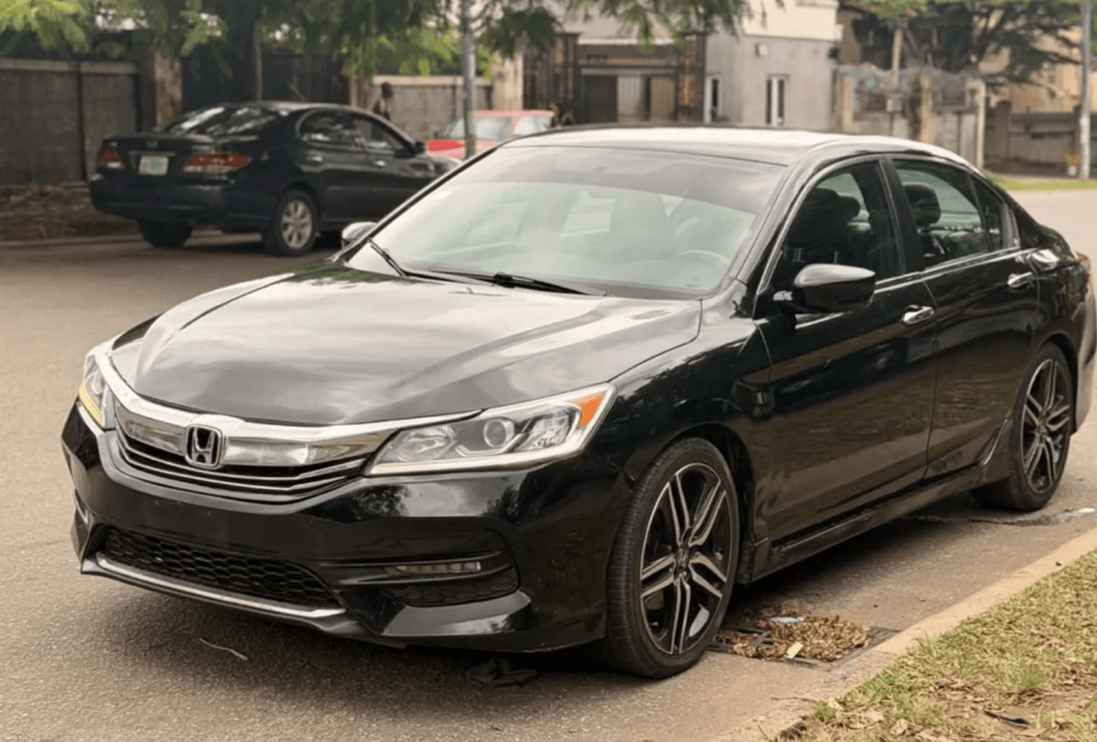 2016 Honda Accord Sedan — photo 8 of 8