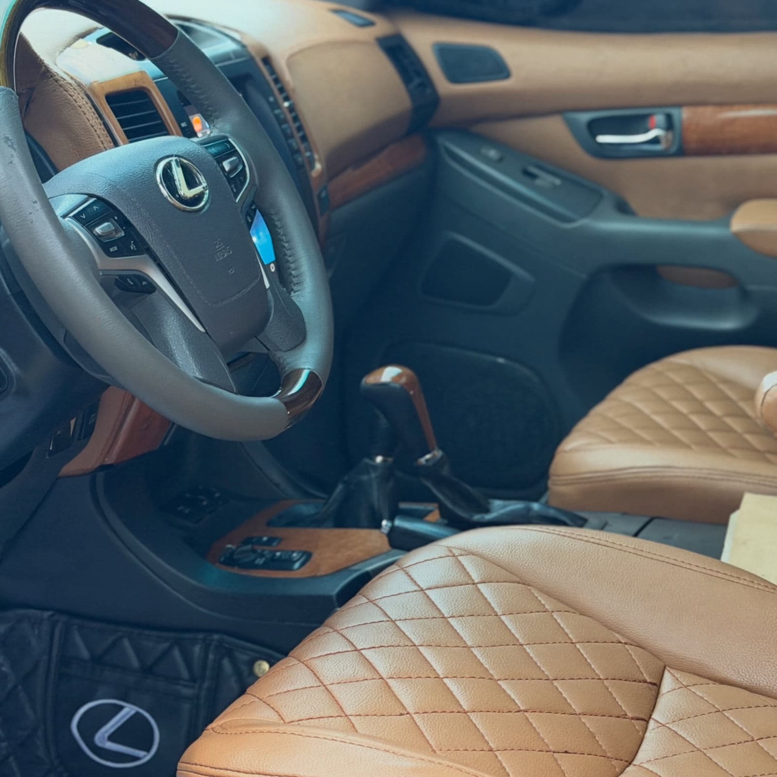 2008 Lexus GX SUV — photo 6 of 11