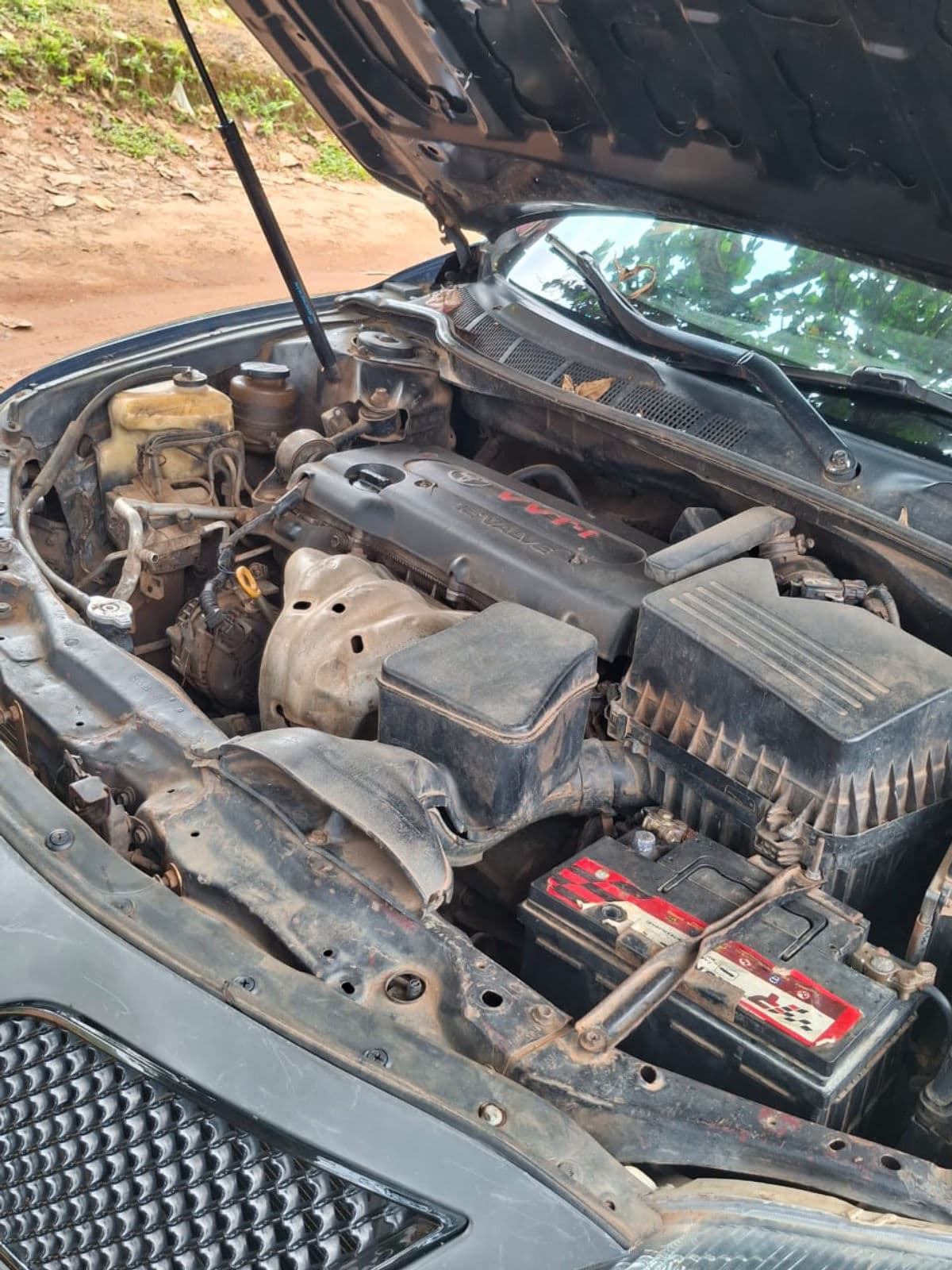2010 Toyota Camry Sedan — photo 5 of 7