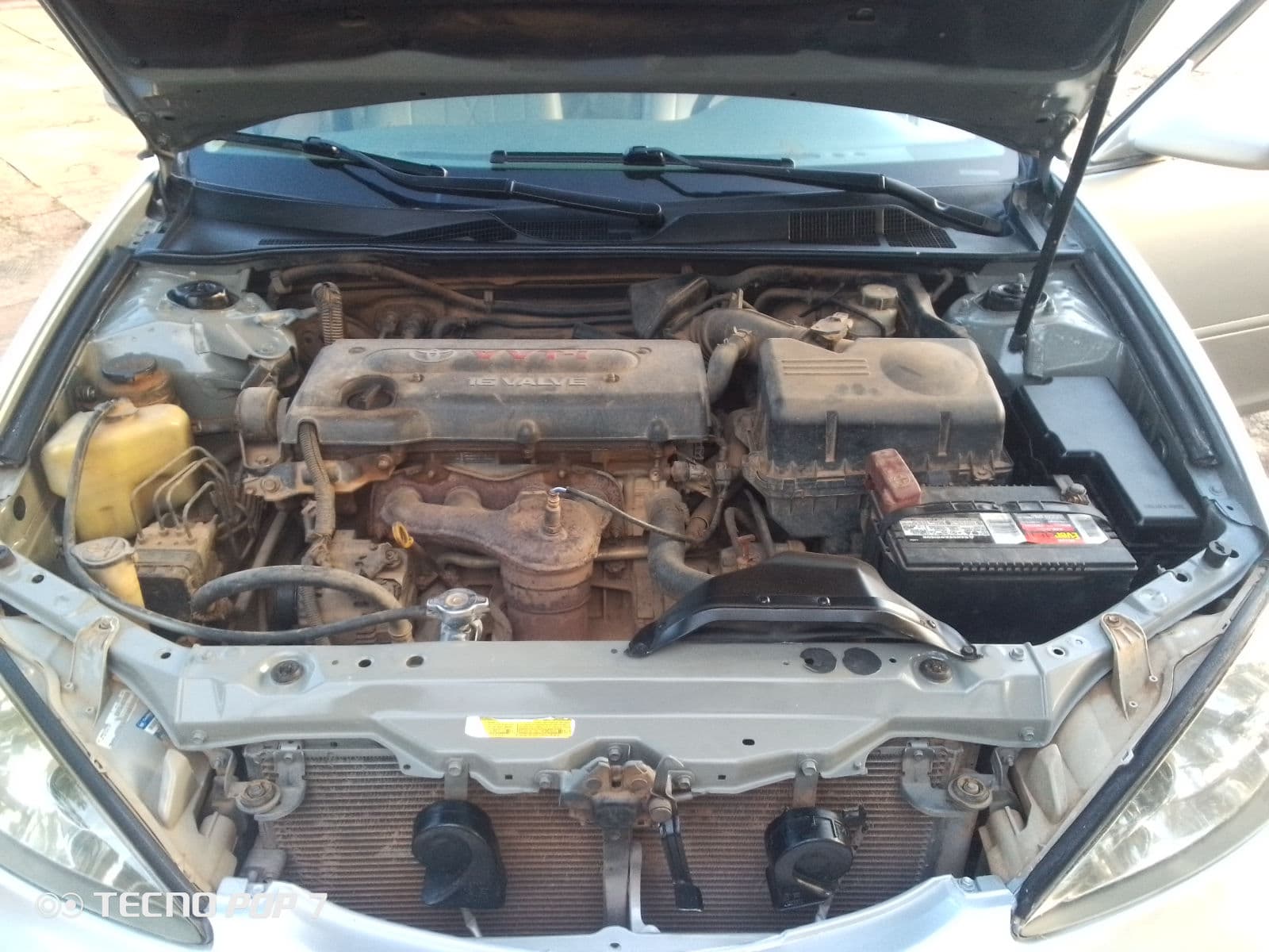 2004 Toyota Camry Sedan — photo 7 of 9