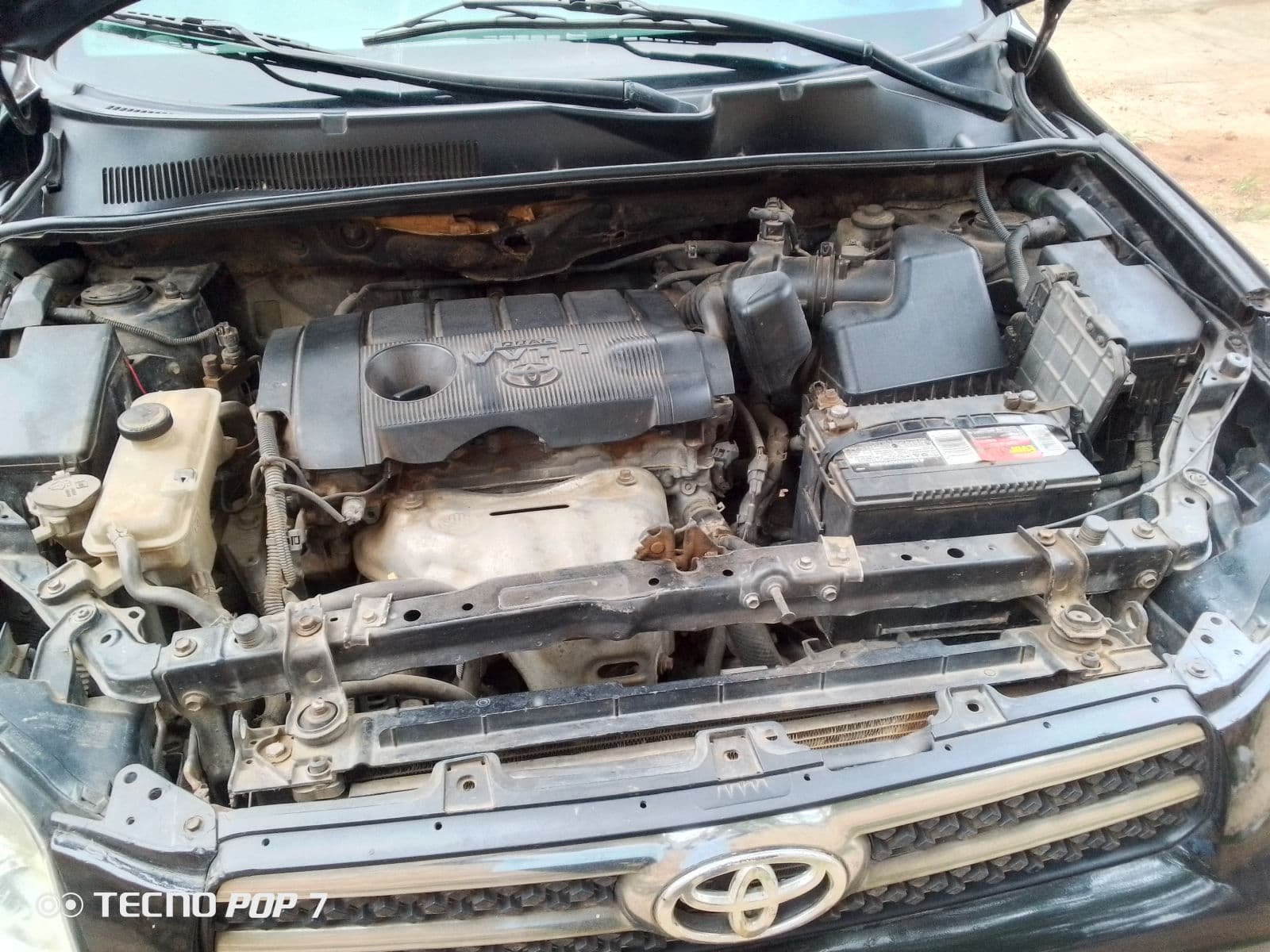 2010 Toyota RAV 4 SUV — photo 9 of 10