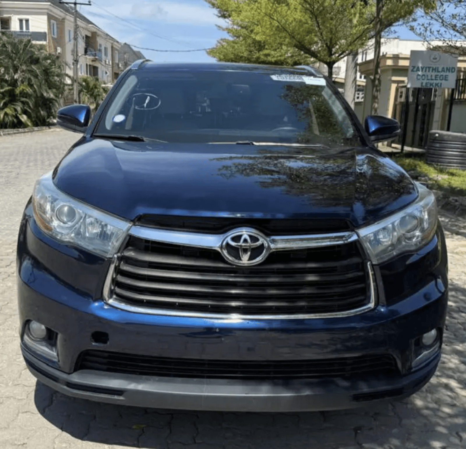 2016 Toyota Highlander SUV — Foreign Used for sale in Lekki
