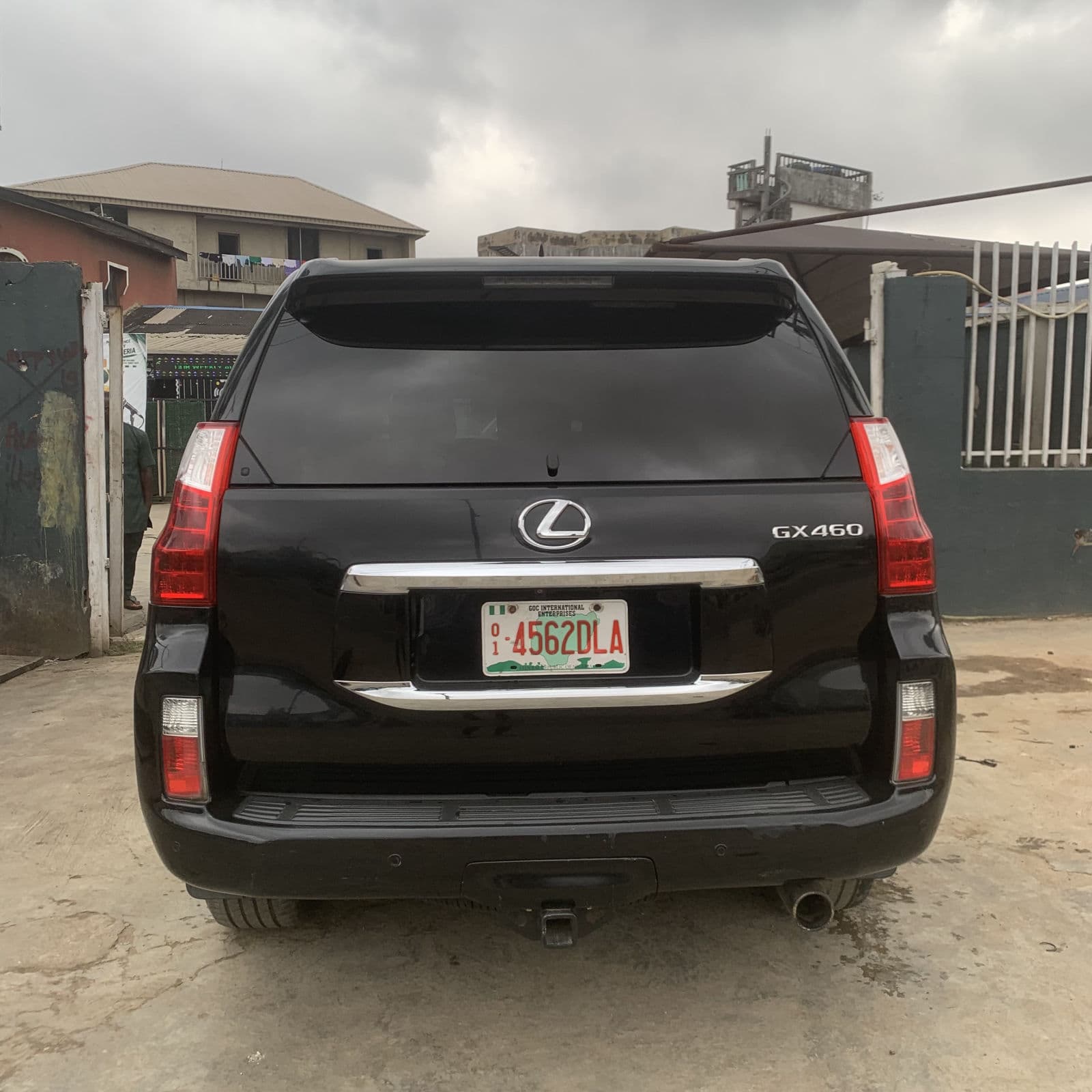 2012 Lexus GX SUV — photo 8 of 10