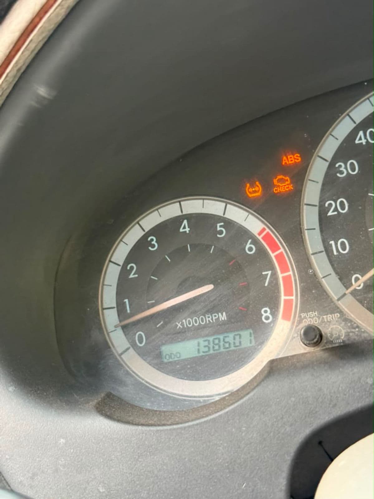 2005 Toyota Sienna SUV — photo 5 of 10