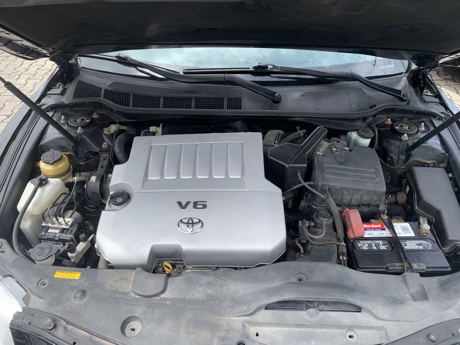 2010 Toyota Camry Sedan — photo 10 of 11