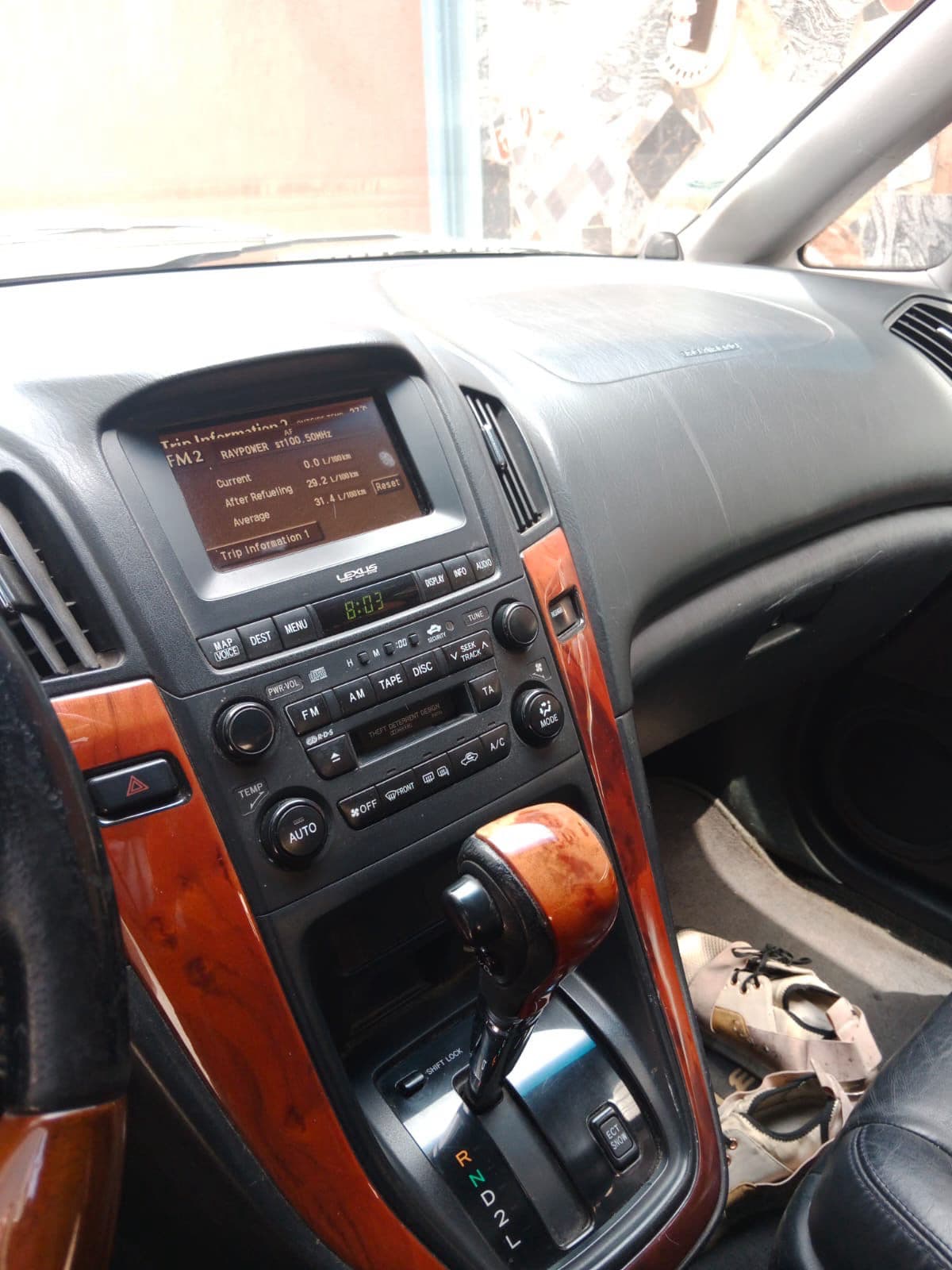 2003 Lexus RX SUV — photo 2 of 10