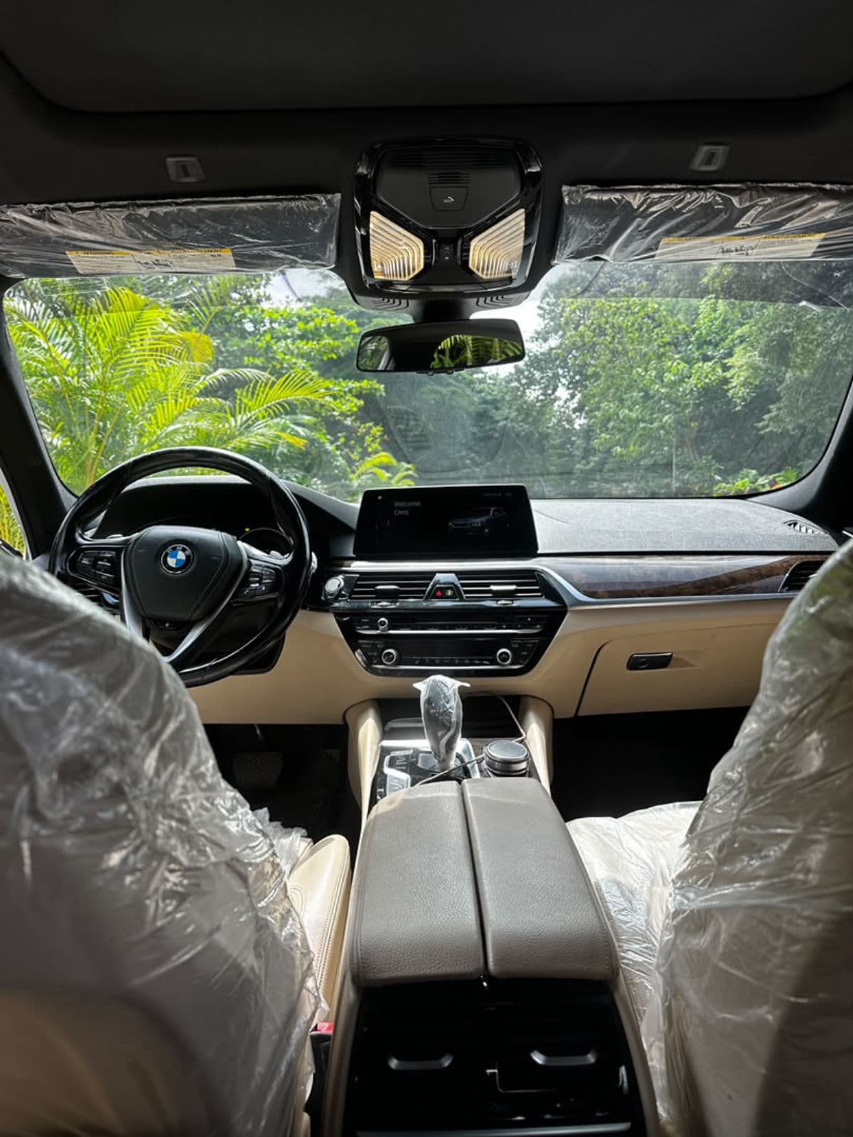 2017 BMW 5 SERIES Sedan — photo 4 of 7