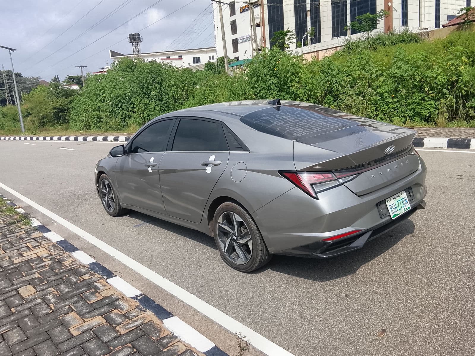2021 Hyundai Sonata Sedan — photo 6 of 8