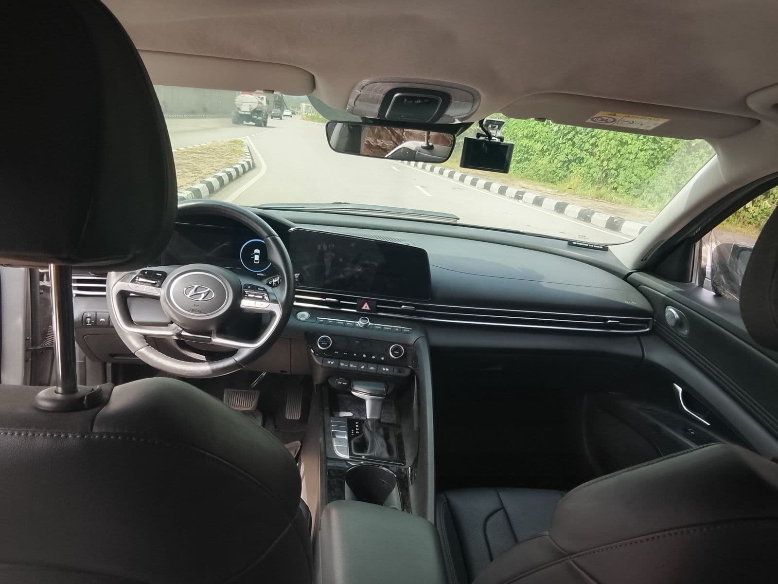 2021 Hyundai Sonata Sedan — photo 7 of 8
