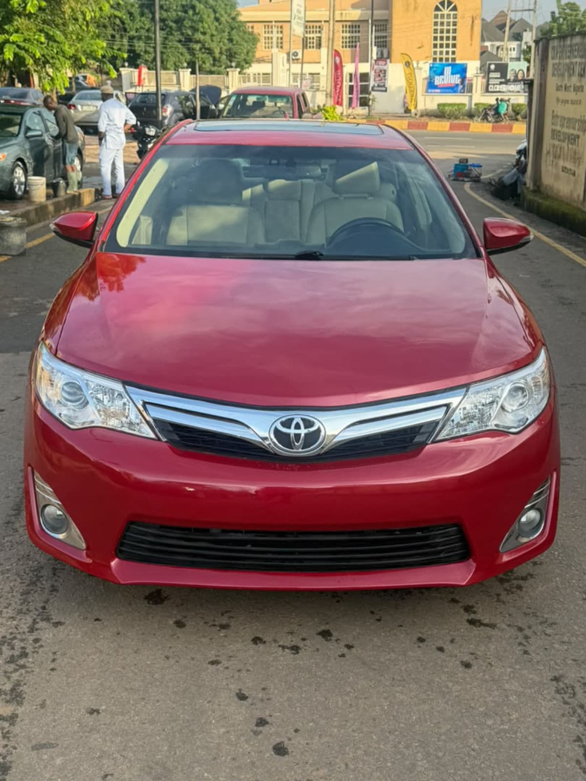 2013 Toyota Camry Sedan — photo 9 of 9