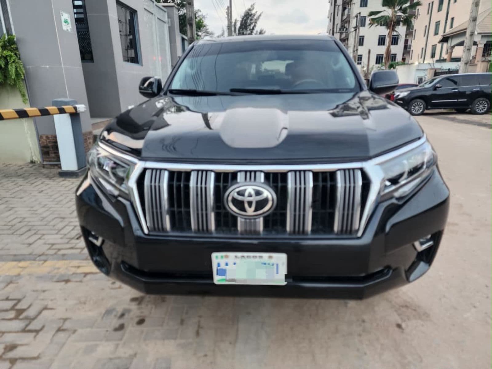 2010 Toyota Land Cruiser Prado SUV — Nigerian Used for sale in Ikeja