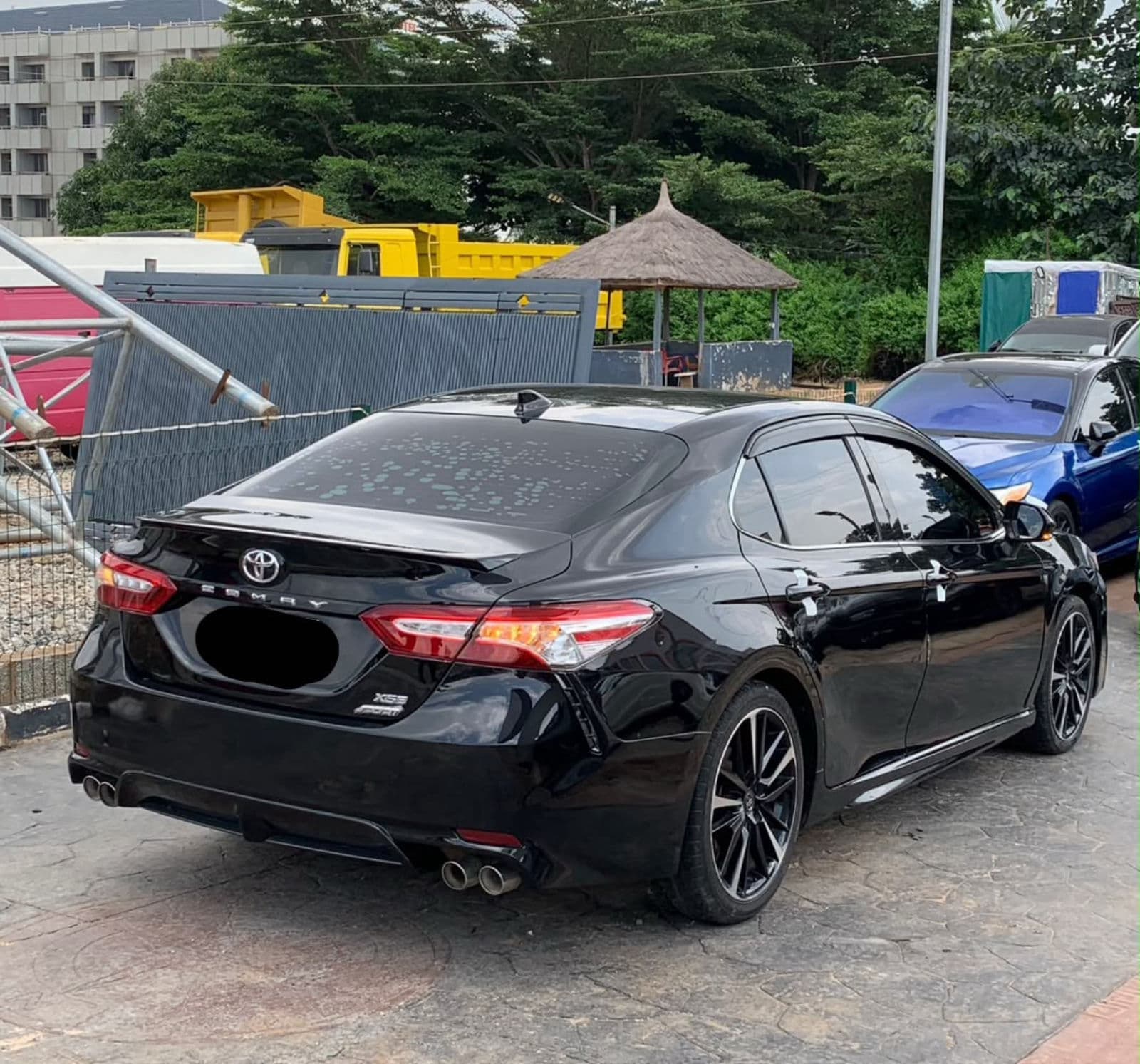 2019 Toyota Camry Sedan — photo 4 of 4