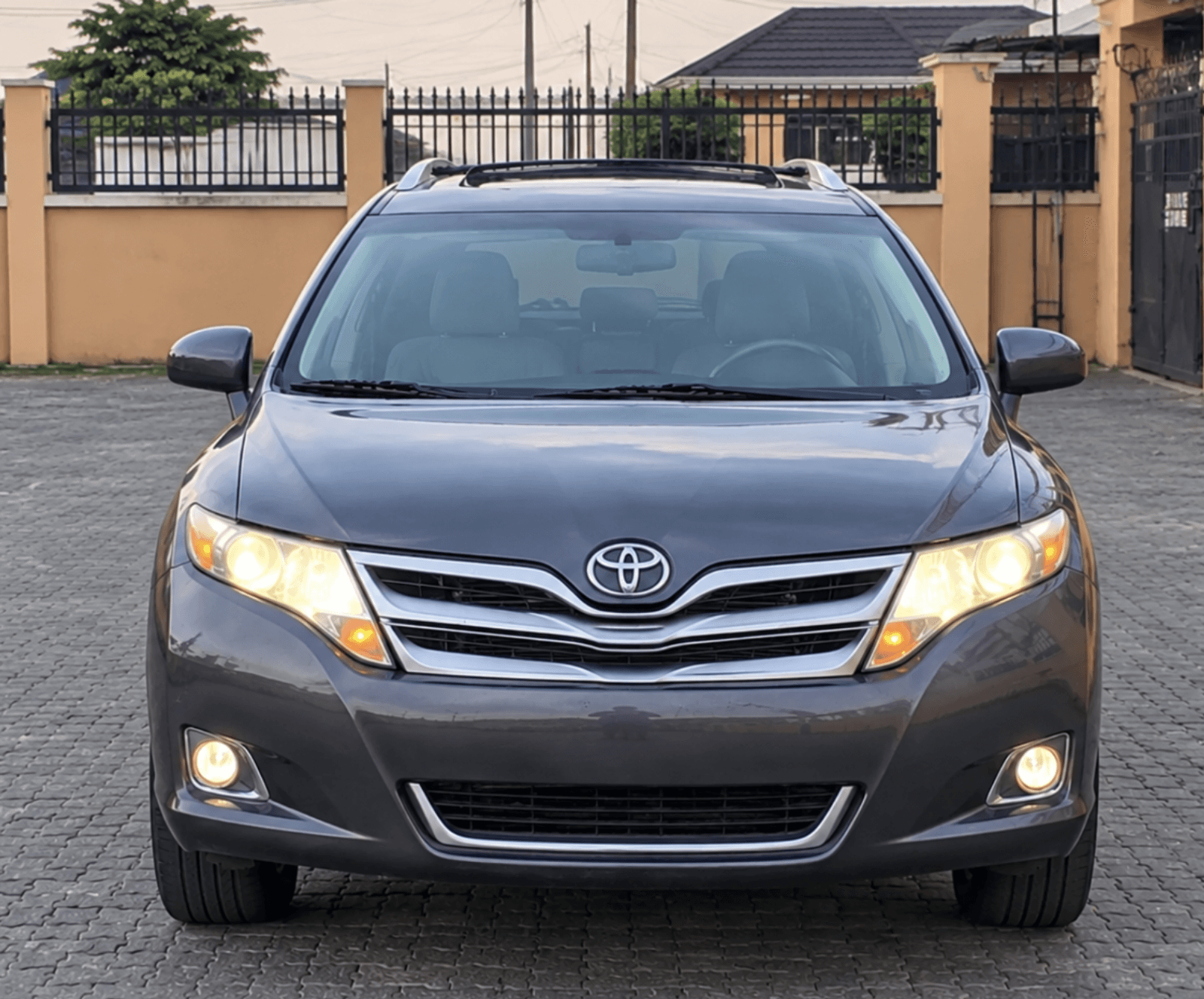 2010 Toyota Venza SUV — Nigerian Used for sale in Lagos